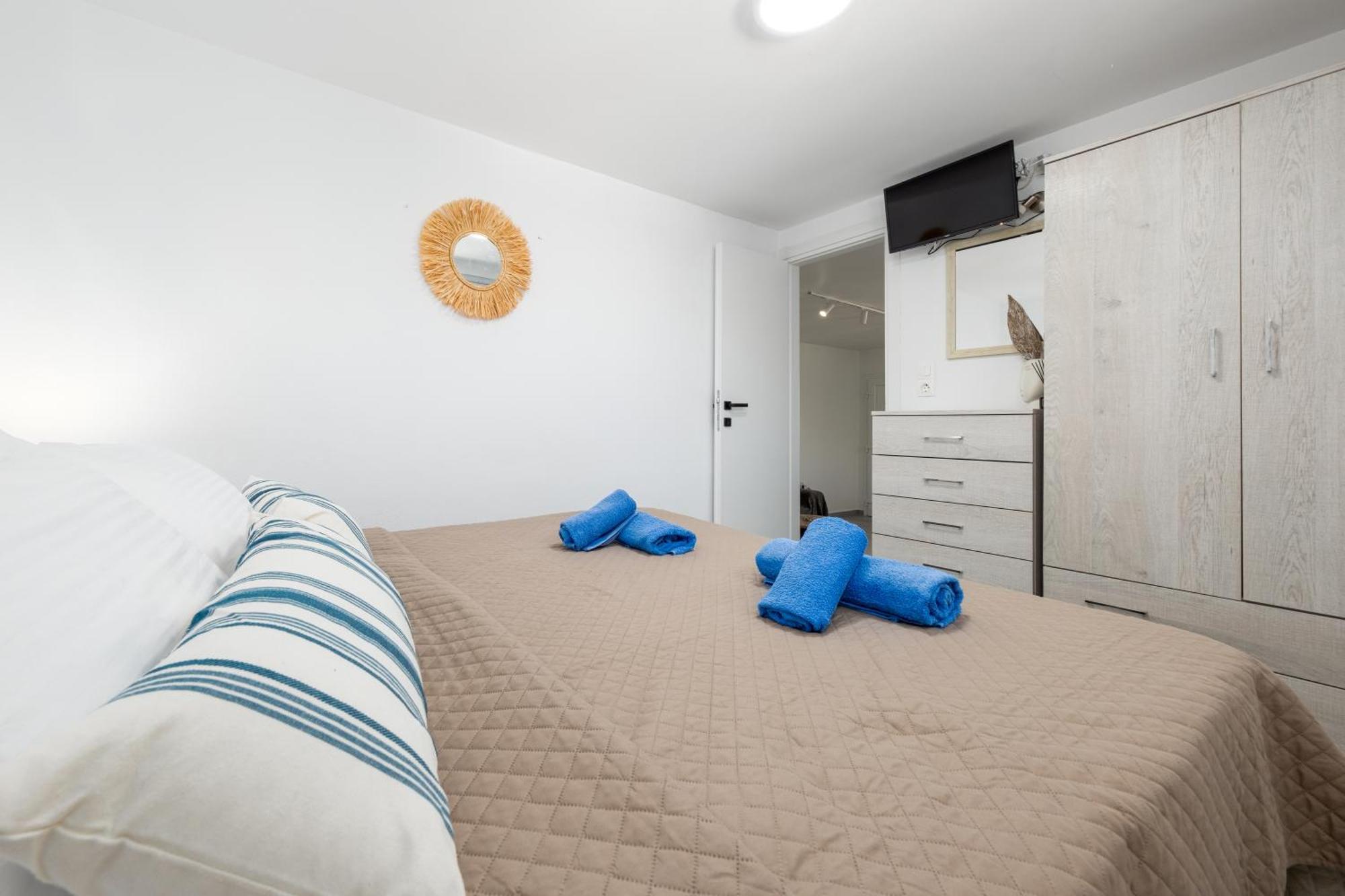 Blue View Villa Apartment #1 With Shared Pool Pounda المظهر الخارجي الصورة